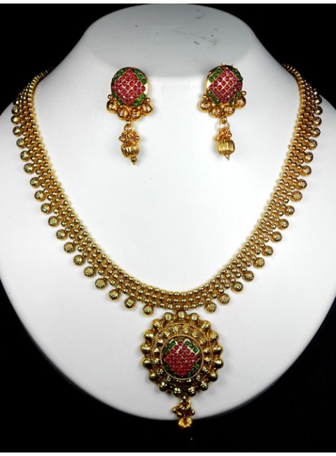 Exclusive Polki Set